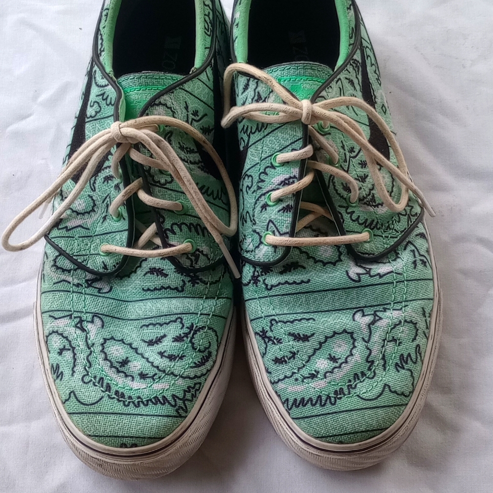 Nike Turquoise Bandana Shoes